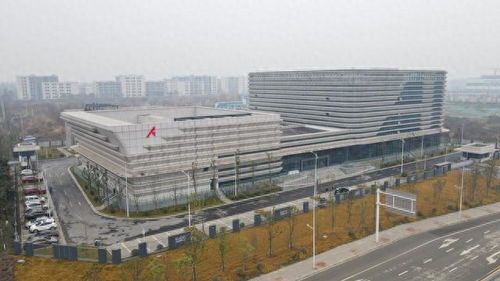 鼓励和引导民营企业进行智能算力投资 新京智库