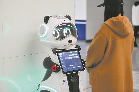 科技赋能，智联未来 无人机与无人车如何重塑成都世运会巡回赛